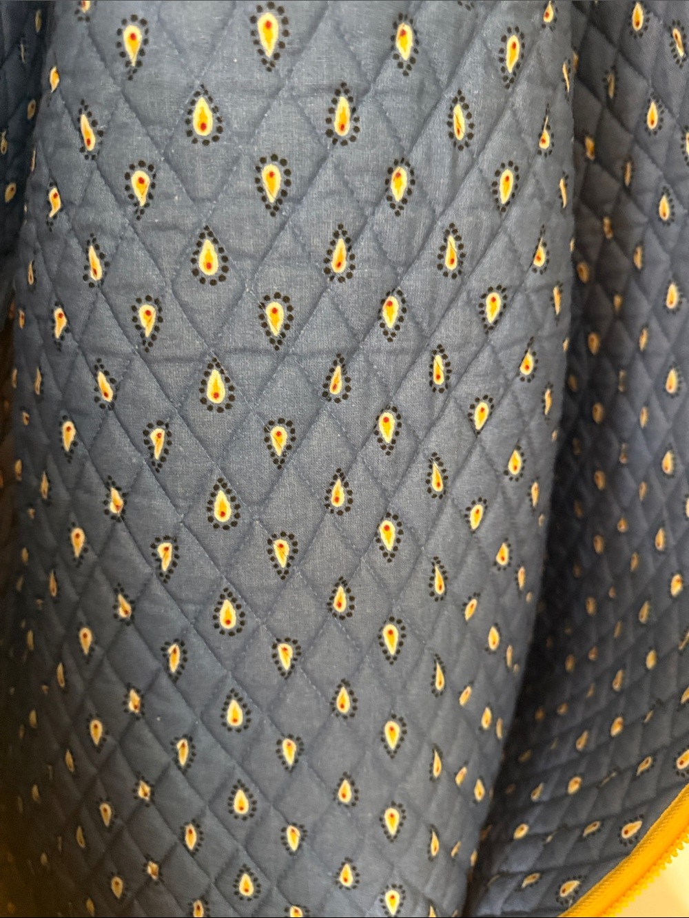 Vera Bradley retired Yellow Quilted Floral Garment Bag travel - Picture 6 of 9